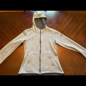 Nike Women’s Medium Lightweight Zip-up Hoodie